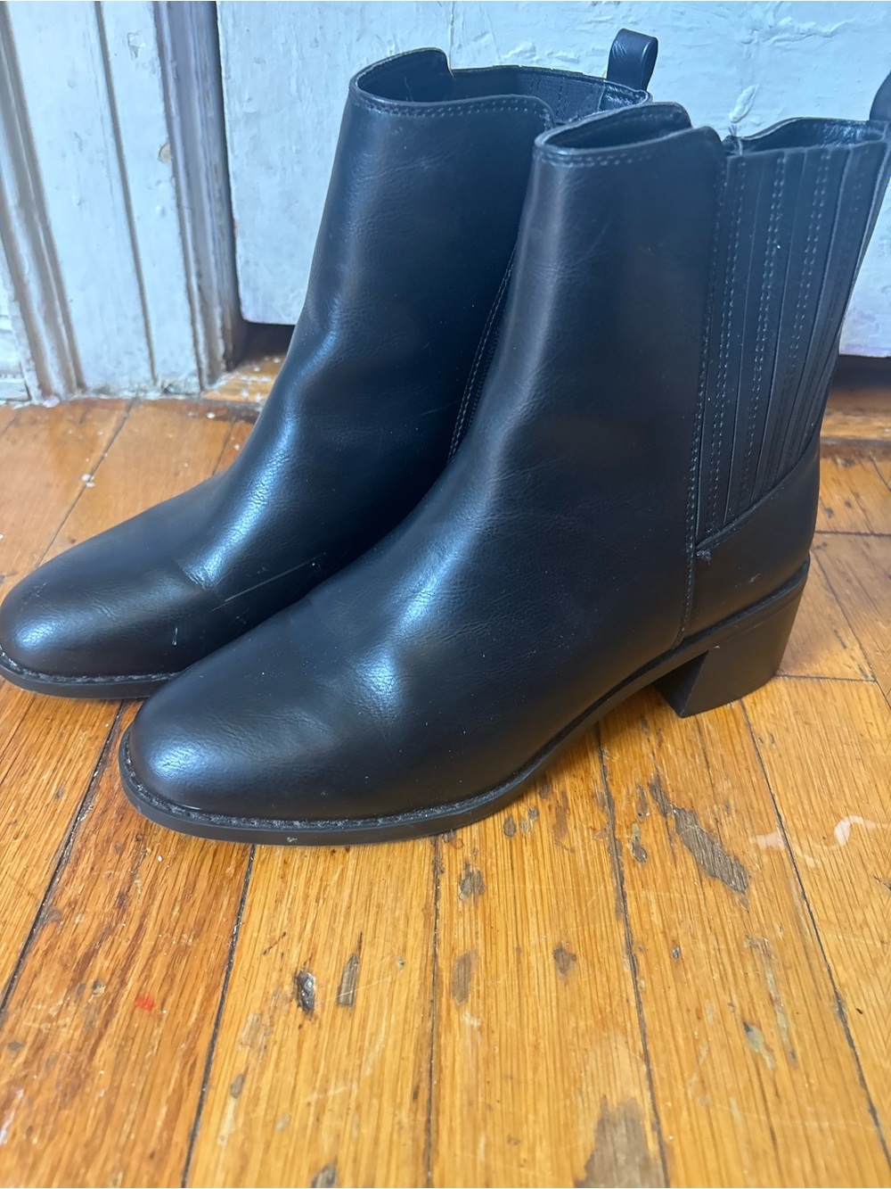 Women’s Dolce Vita Delilah: Chelsea boots for fall/winter